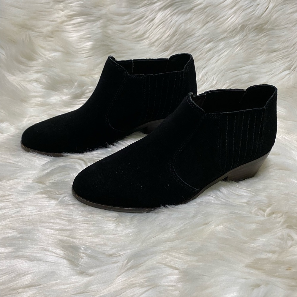 Lucky Brand Women's Folley Black Suede Ankle Booties Sz 8 - Picture 7 of 7